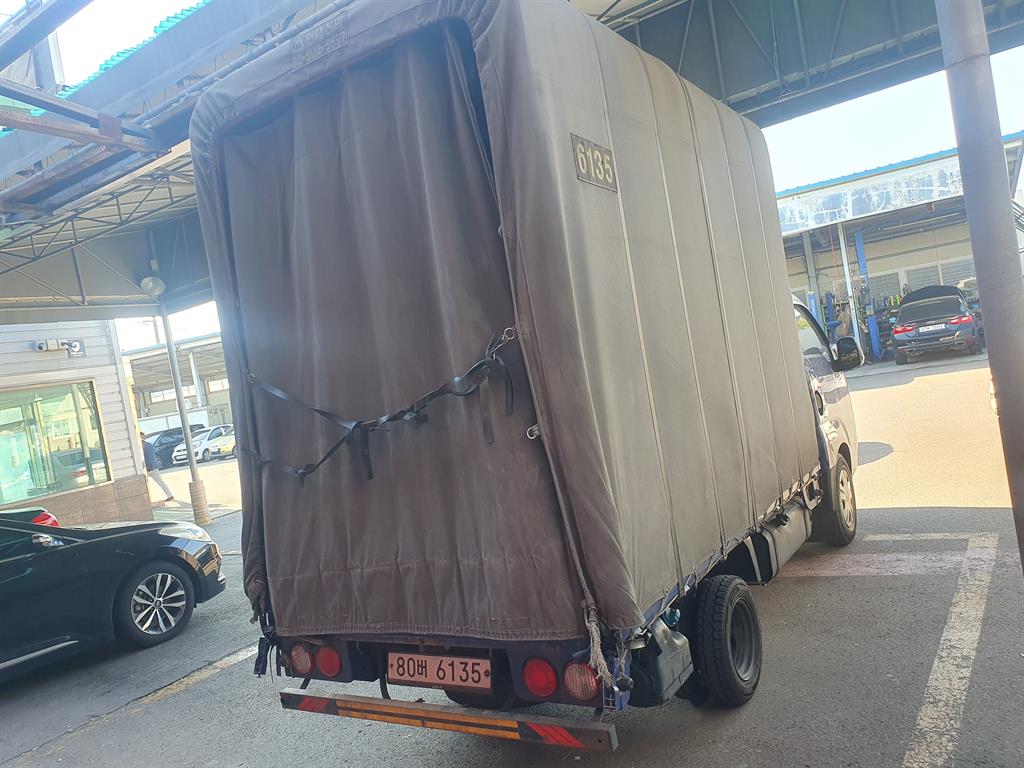 Small Truck Cargo (small) - Vista 5