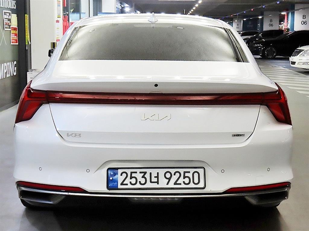 KIA K8 - Vista 6