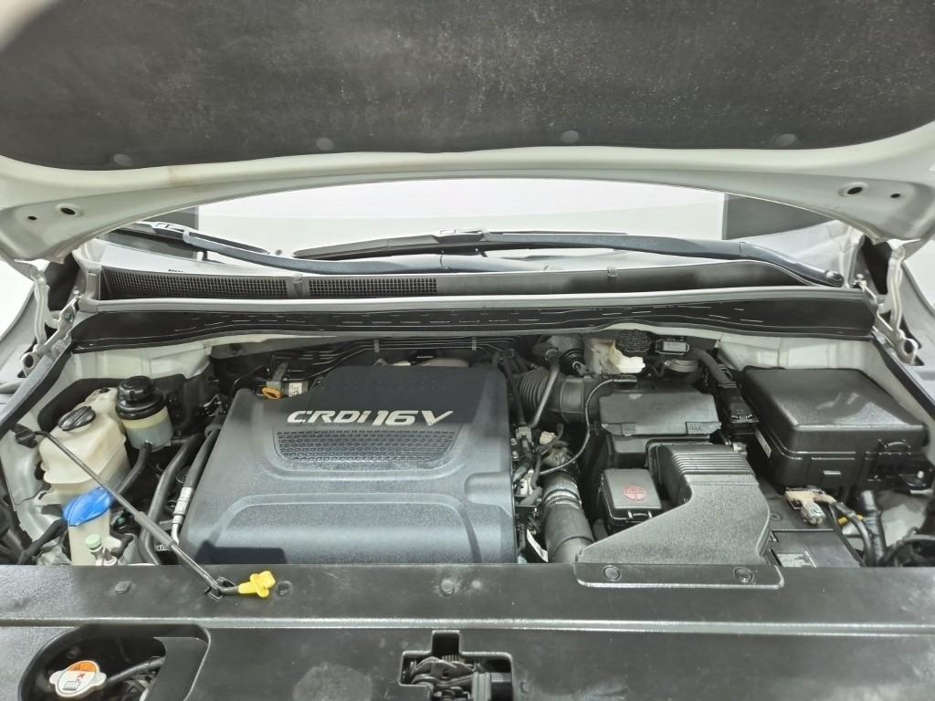 KIA Carnival - Vista 5