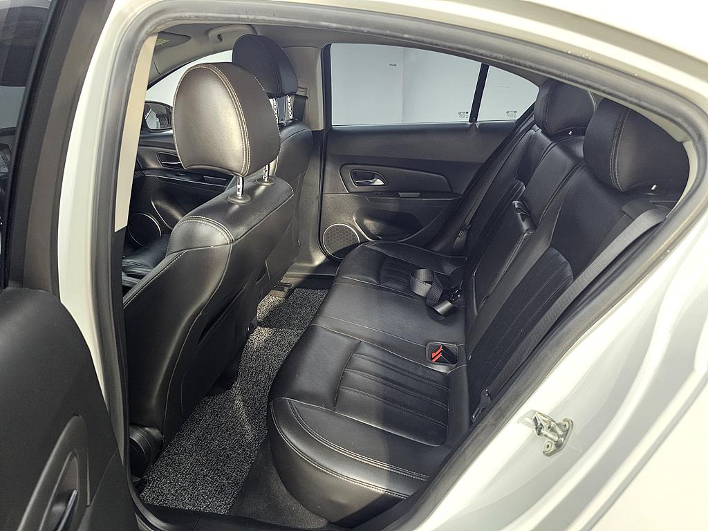 Chevrolet Cruise - Vista 9