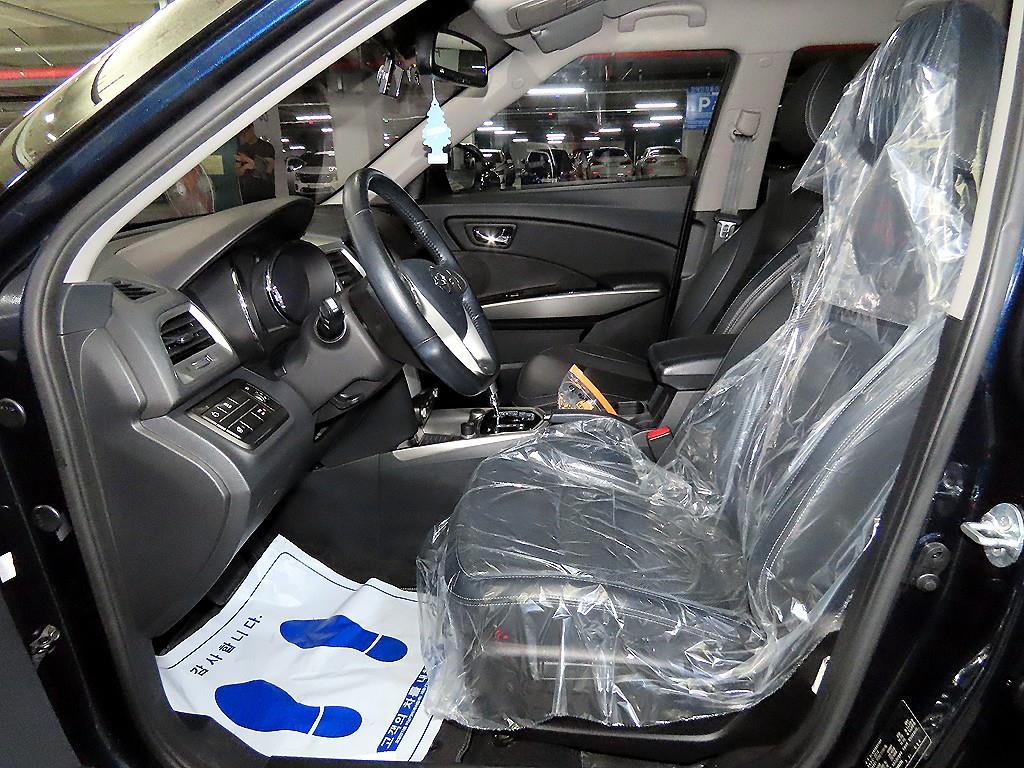 Ssangyong Tivoli - Vista 6