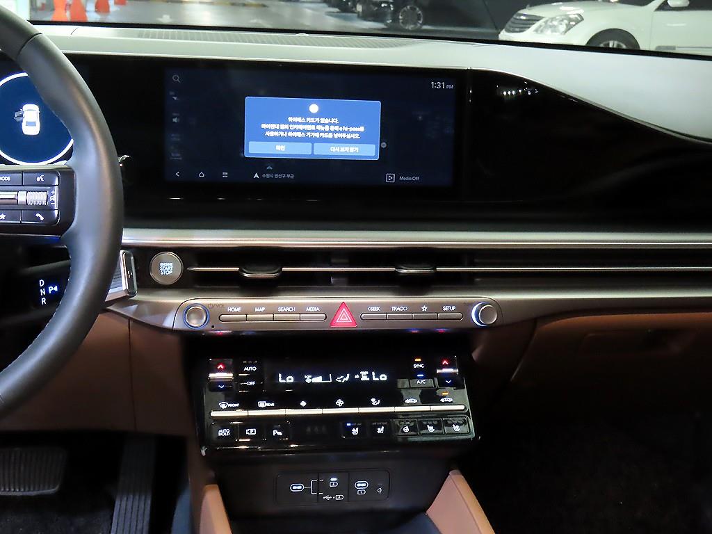 HYUNDAI Grandeur - Vista 11