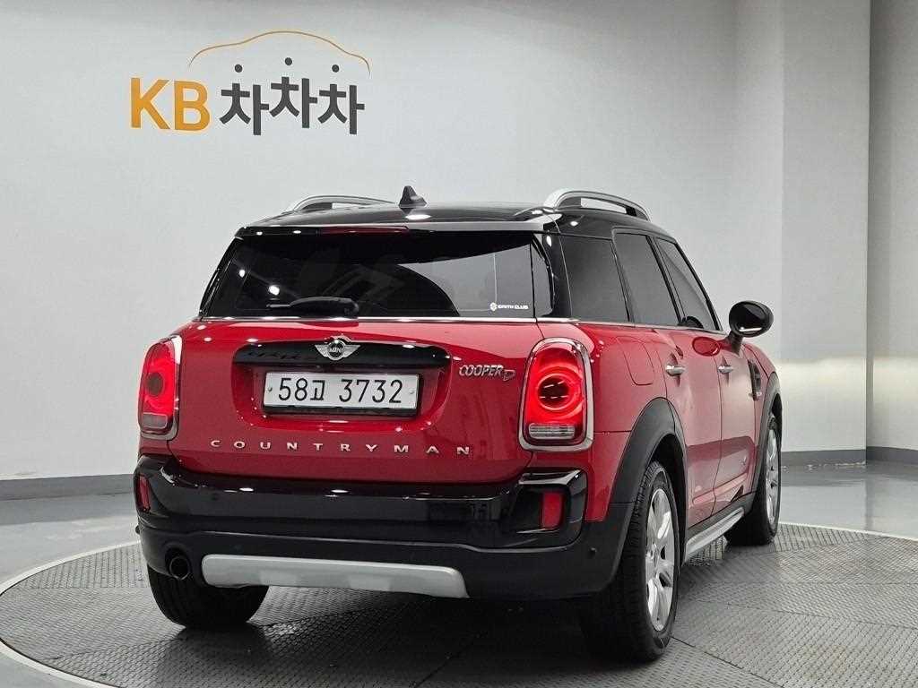 Mini Countryman - Vista 3