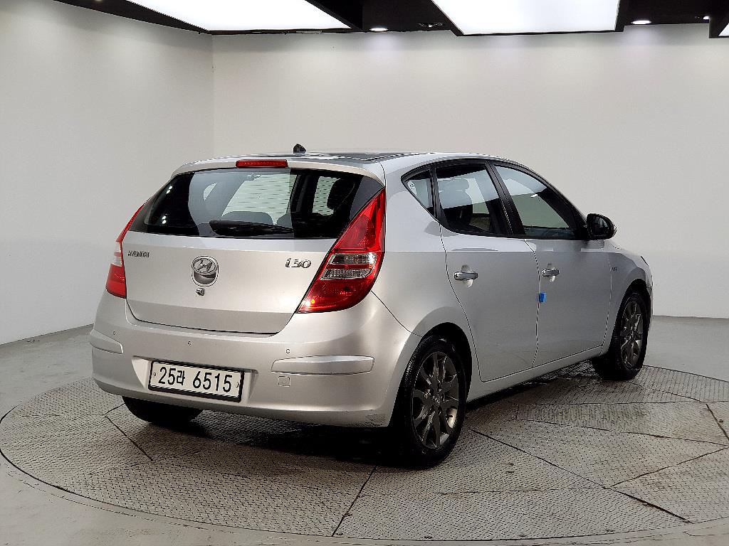HYUNDAI i30 - Vista 6