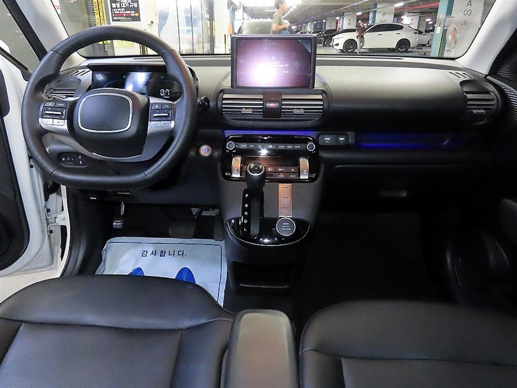 HYUNDAI Casper - Vista 12