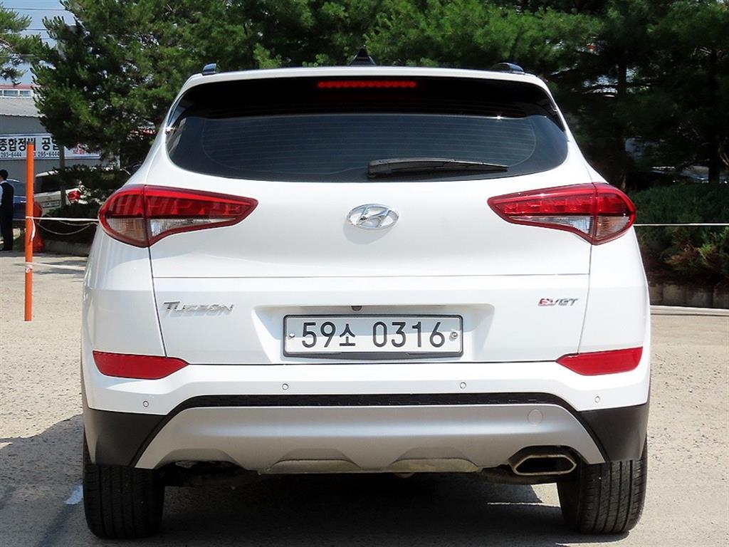 HYUNDAI Tucson - Vista 4