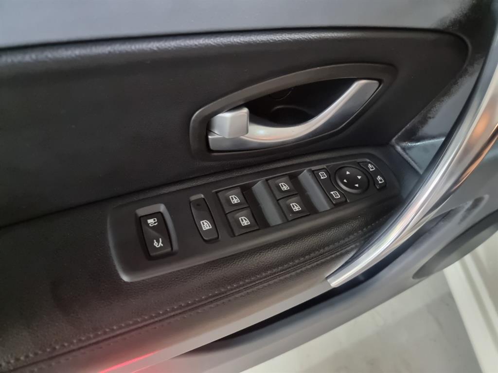 SAMSUNG SM5 2010 Blanco - Importación desde Corea - HF Imports Iquique - Foto 14
