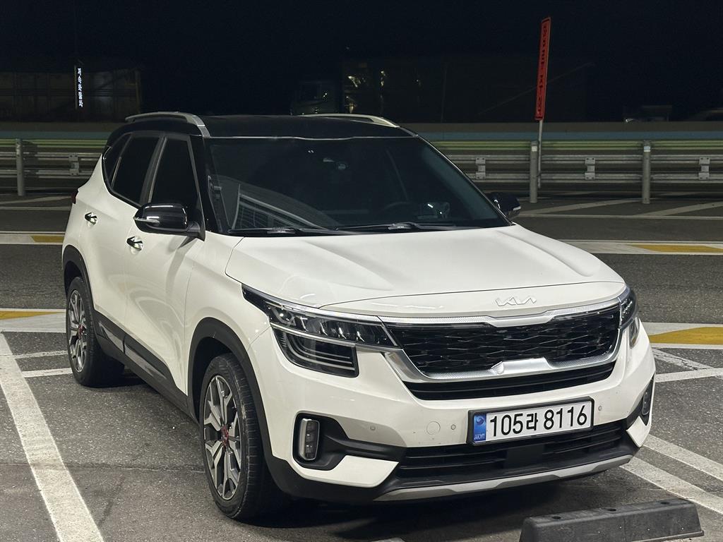 KIA Seltos - Vista 2