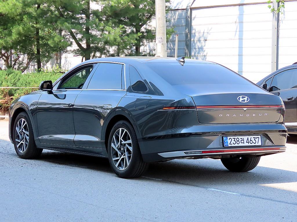 HYUNDAI Grandeur - Vista 3