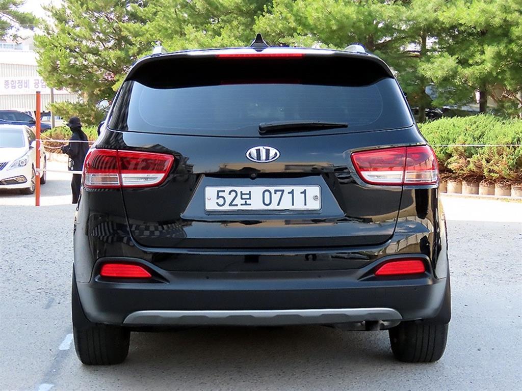 KIA Sorento - Vista 4