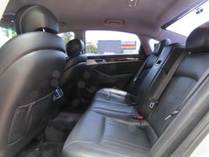 HYUNDAI Genesis - Vista 12