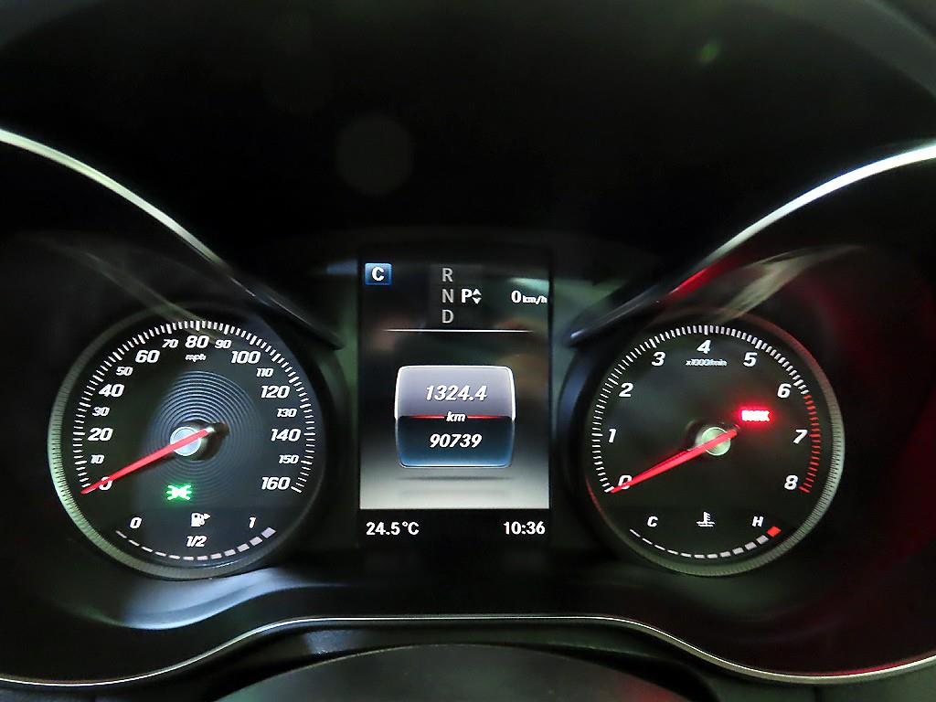 Mercedes Benz GLC Class - Vista 9