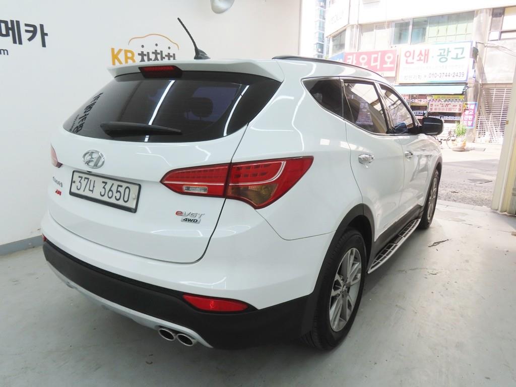HYUNDAI Santa Fe - Vista 3