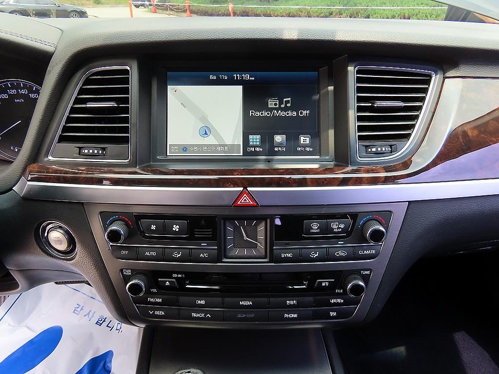HYUNDAI Genesis 2015 Negro - Importación desde Corea - HF Imports Iquique - Foto 13