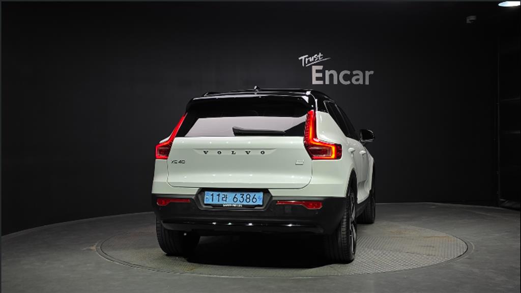Volvo XC40 - Vista 6