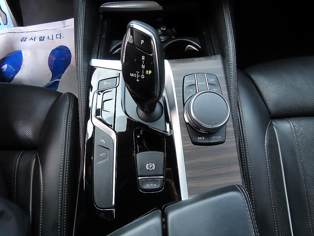 BMW 5 Series - Vista 11