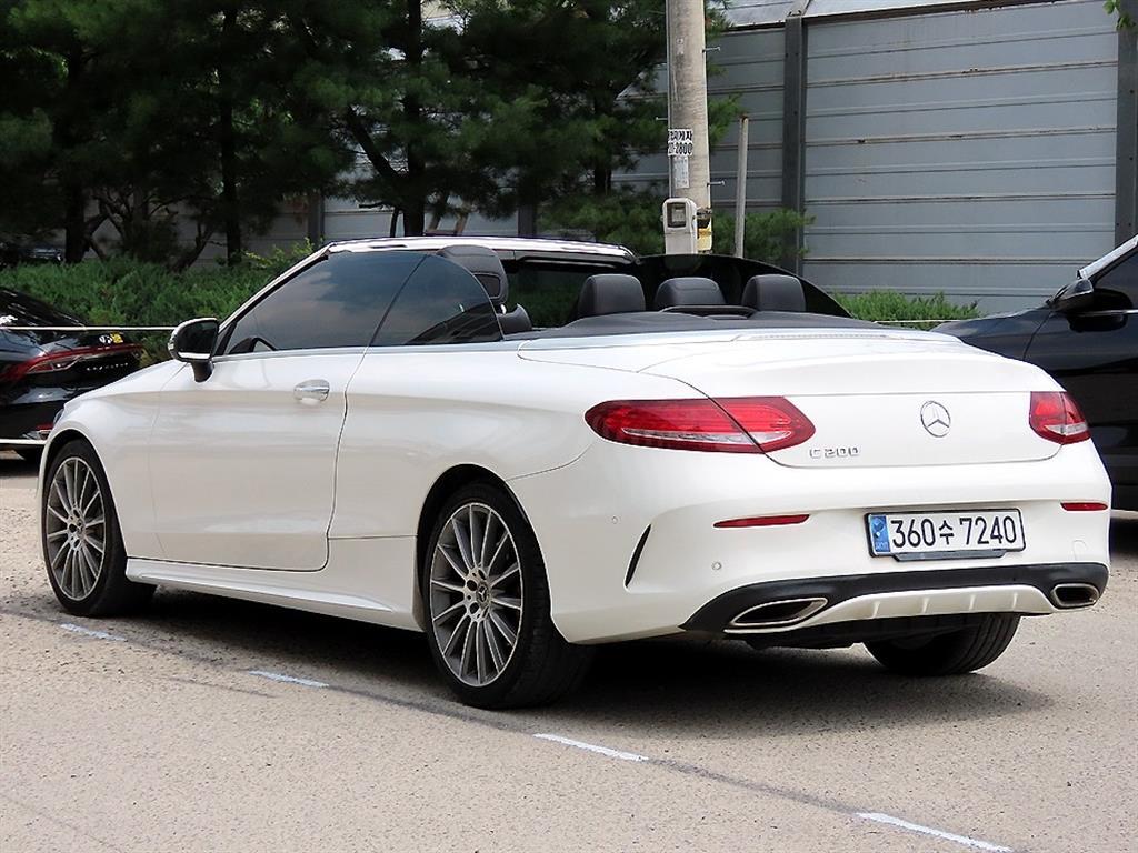 Mercedes Benz C Class - Vista 3