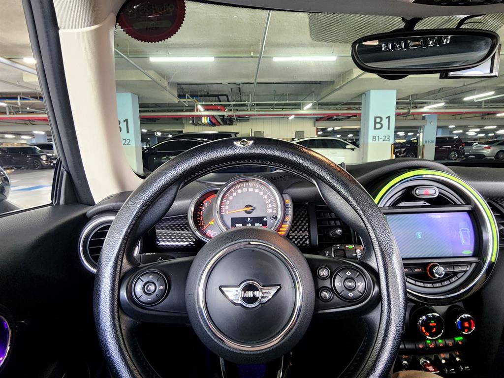 Mini Cooper - Vista 7
