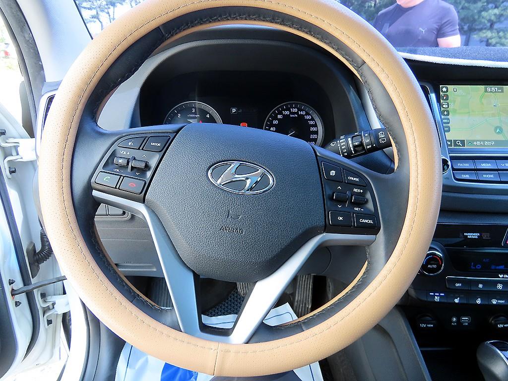 HYUNDAI Tucson - Vista 8