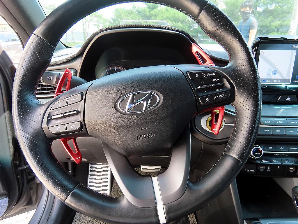 HYUNDAI Veloster - Vista 8