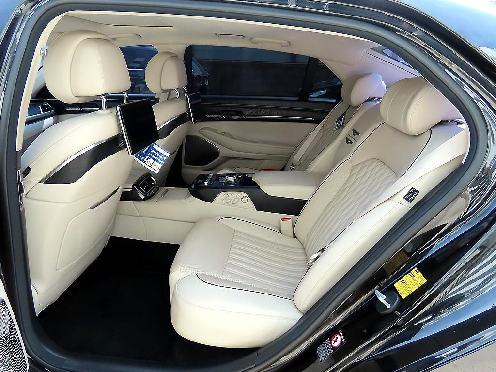 Genesis G90 - Vista 6
