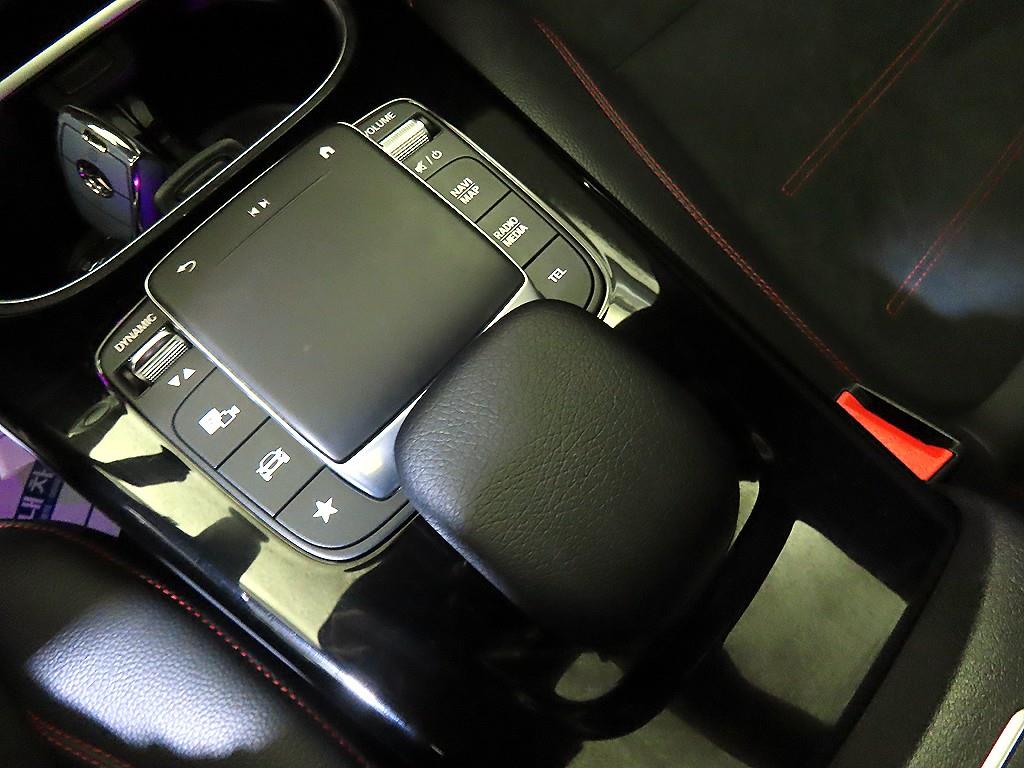 Mercedes Benz A Class 2022 Gris - Importación desde Corea - HF Imports Iquique - Foto 15