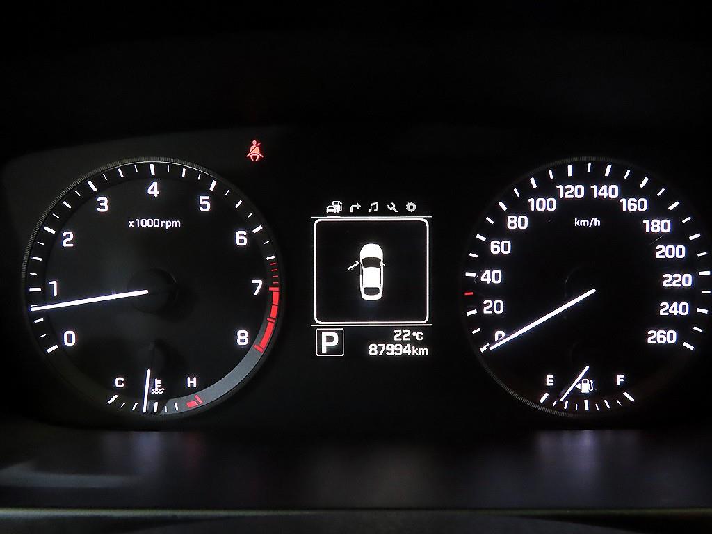 HYUNDAI Sonata - Vista 9
