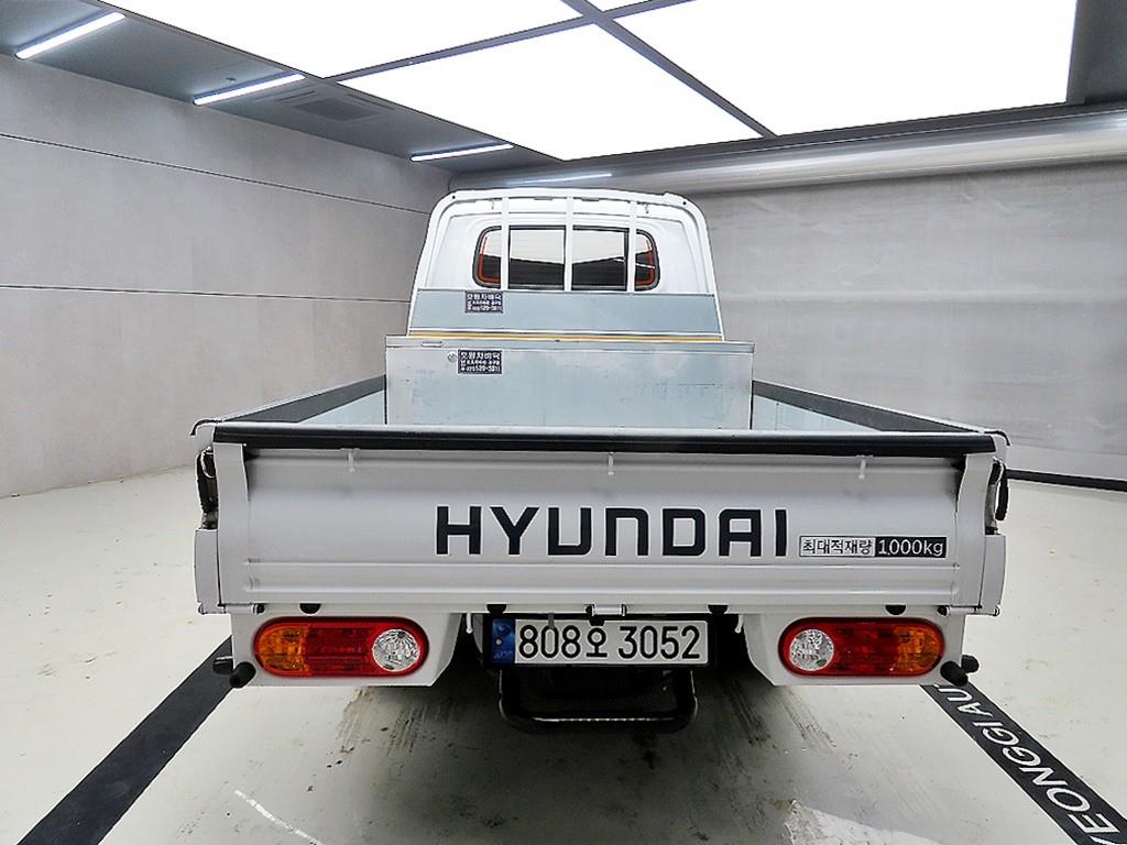 Small Truck Cargo (small) - Vista 3