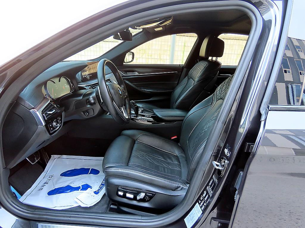 BMW 5 Series - Vista 5