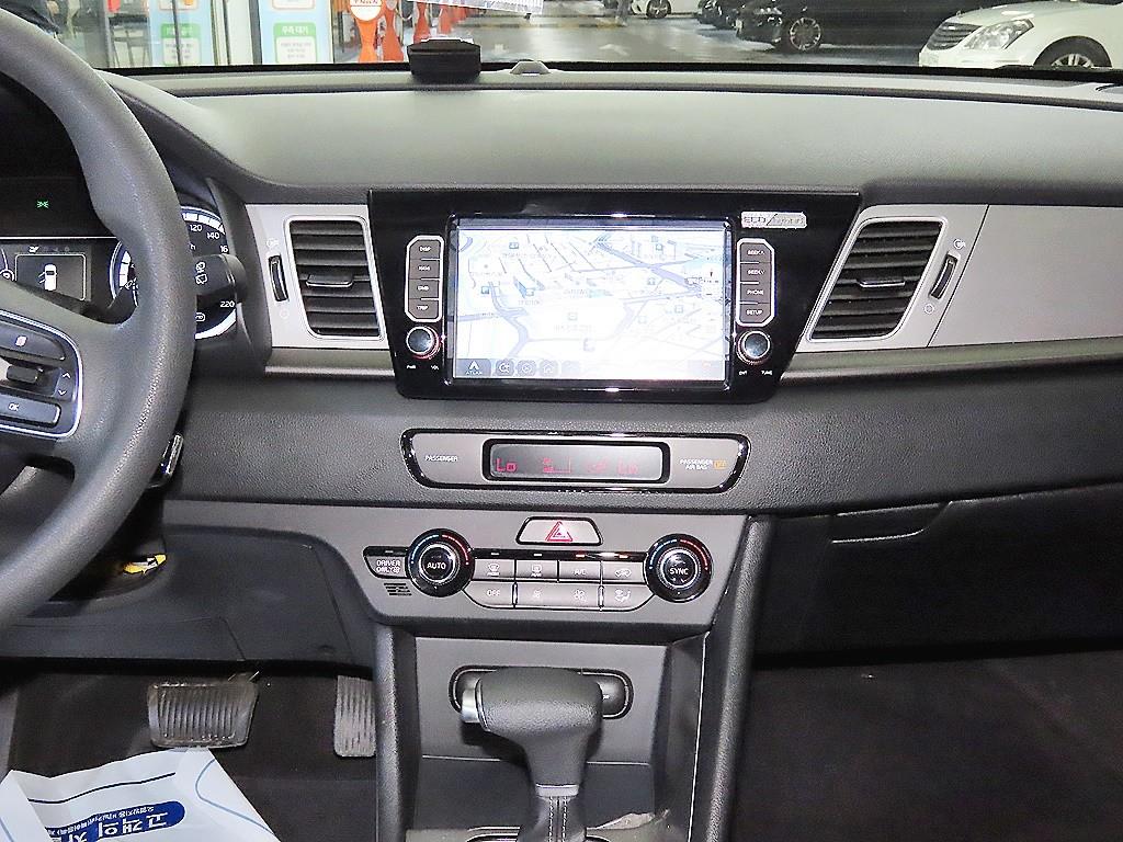 KIA Niro - Vista 11