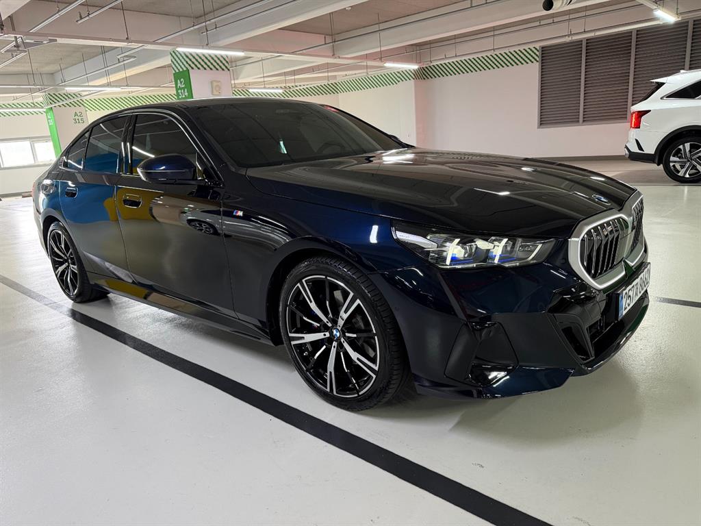 BMW 5 Series - Vista 2