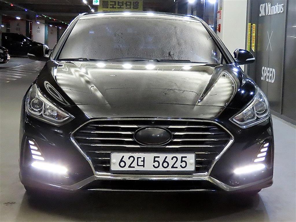 HYUNDAI Sonata - Vista 2