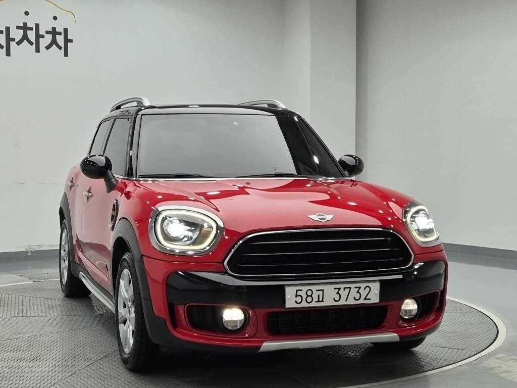 Mini Countryman - Vista 4