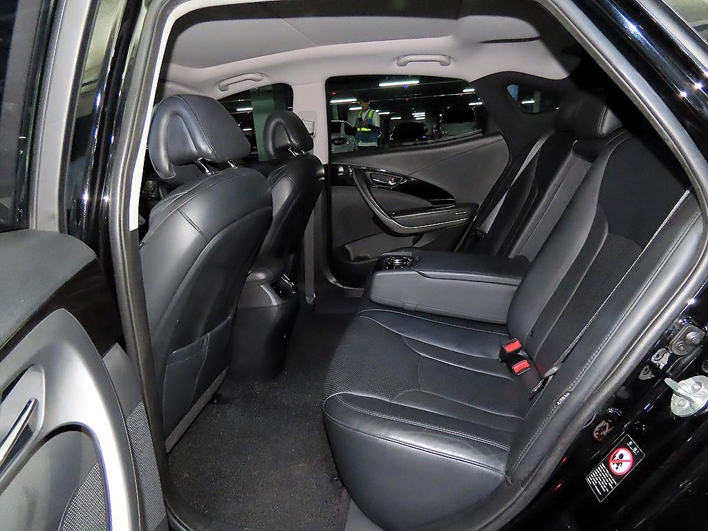 HYUNDAI Grandeur - Vista 7