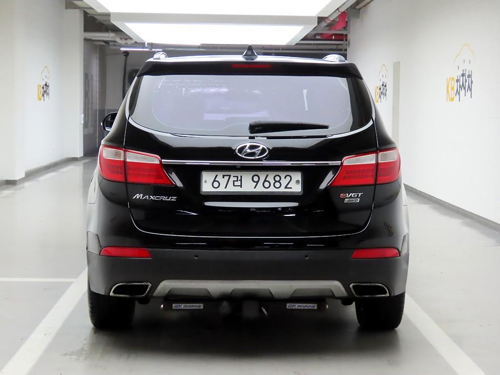 HYUNDAI Maxcruz - Vista 3