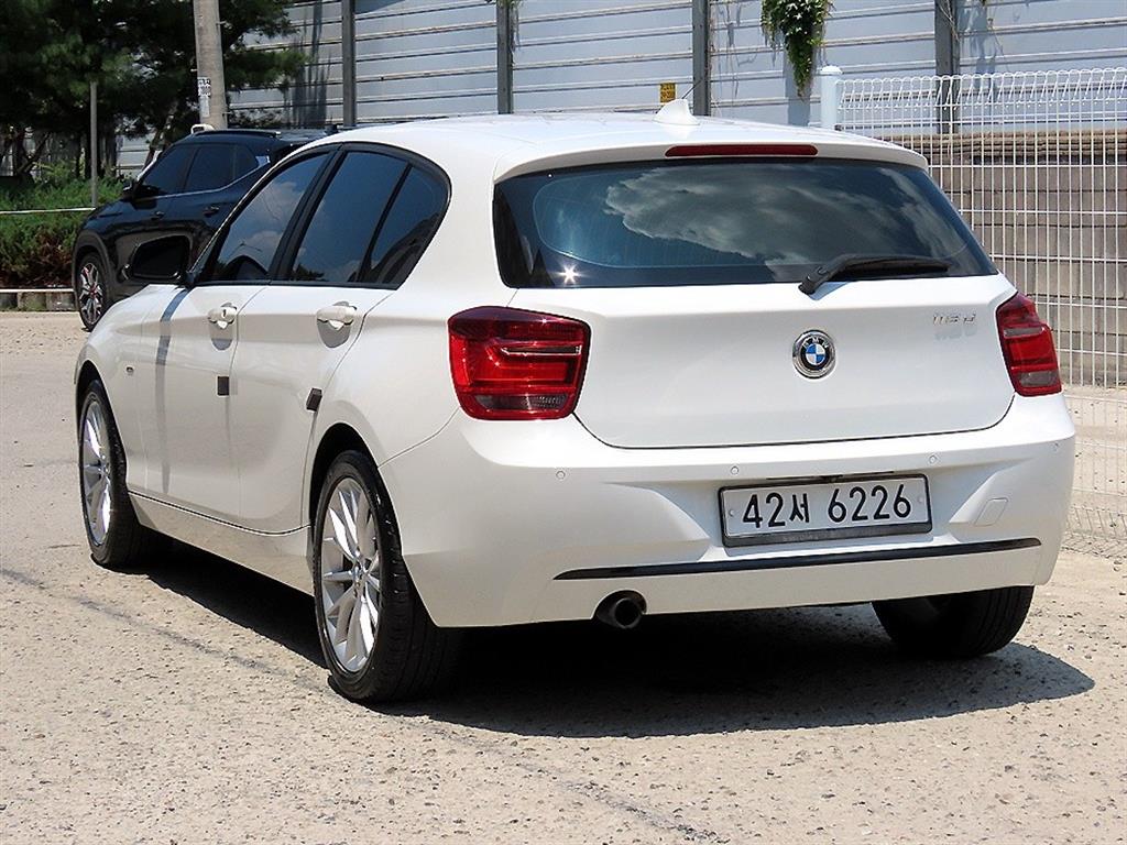 BMW 1 series - Vista 3