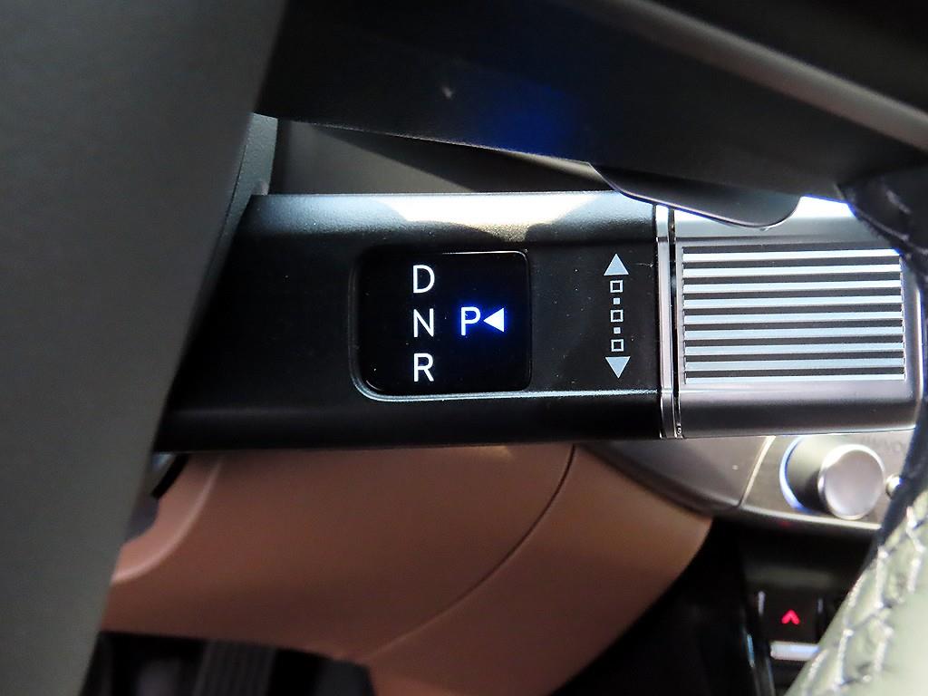 HYUNDAI Grandeur - Vista 10