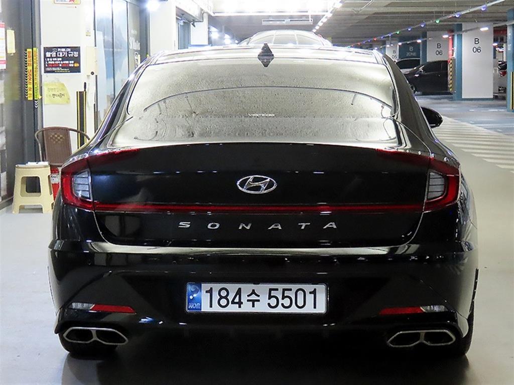 HYUNDAI Sonata - Vista 7