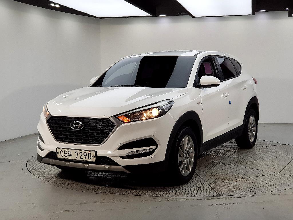 HYUNDAI Tucson 2017 Blanco - Importación desde Corea - HF Imports Iquique - Foto 1