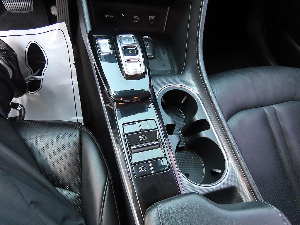 HYUNDAI Sonata - Vista 10