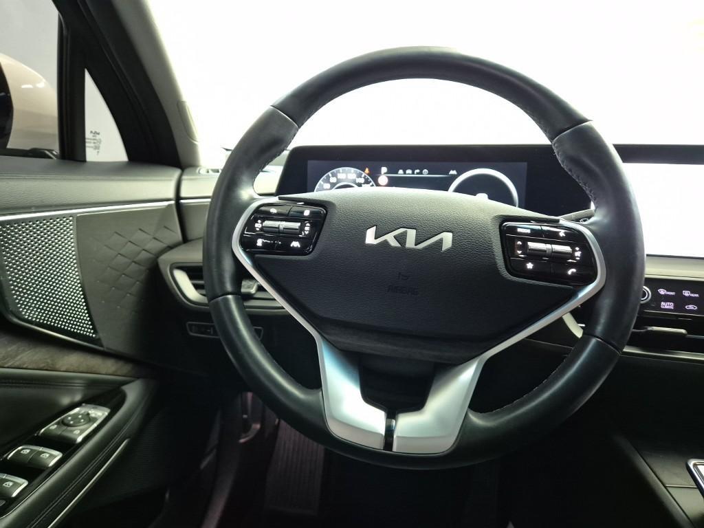 KIA K8 - Vista 11