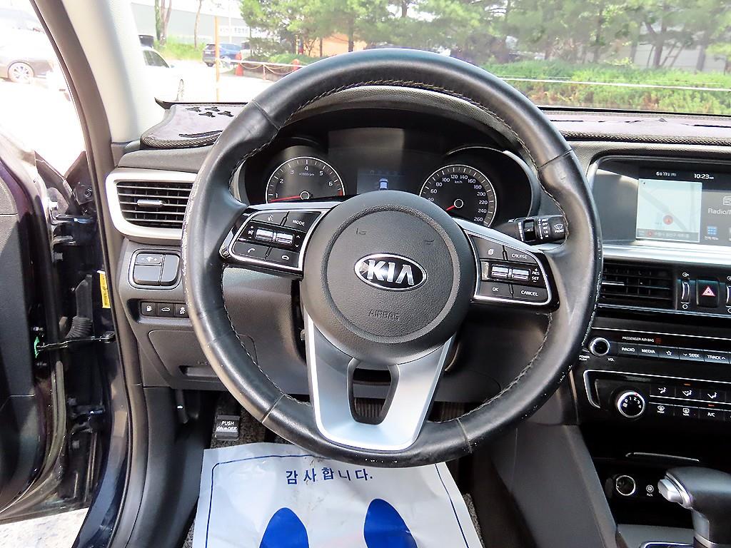 KIA K5 - Vista 8