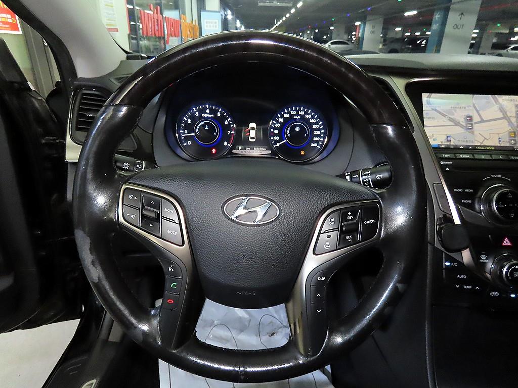 HYUNDAI Grandeur - Vista 8