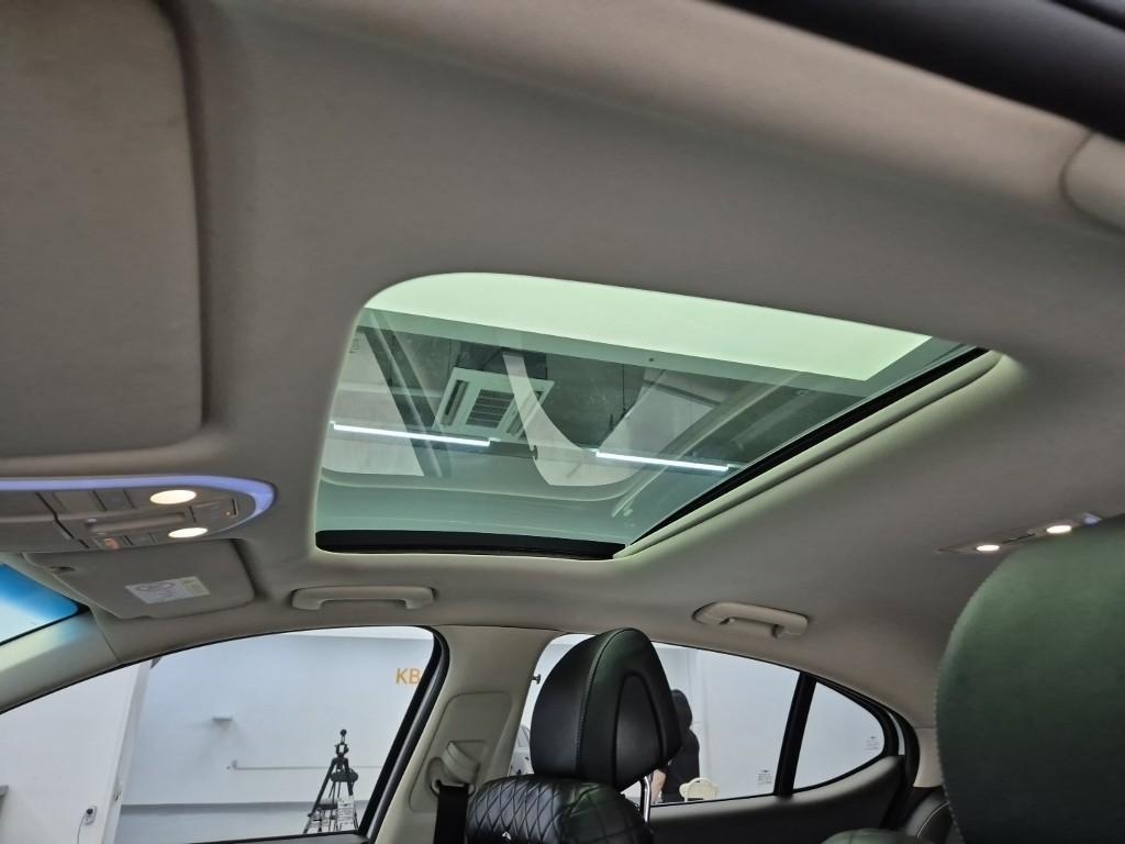 Genesis G70 2021 Blanco - Importación desde Corea - HF Imports Iquique - Foto 15