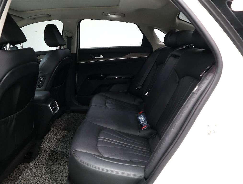 KIA K5 - Vista 10