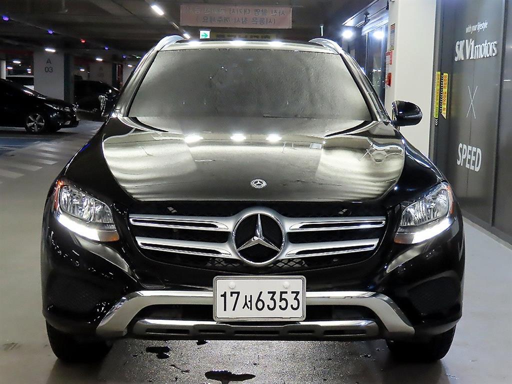 Mercedes Benz GLC Class - Vista 2