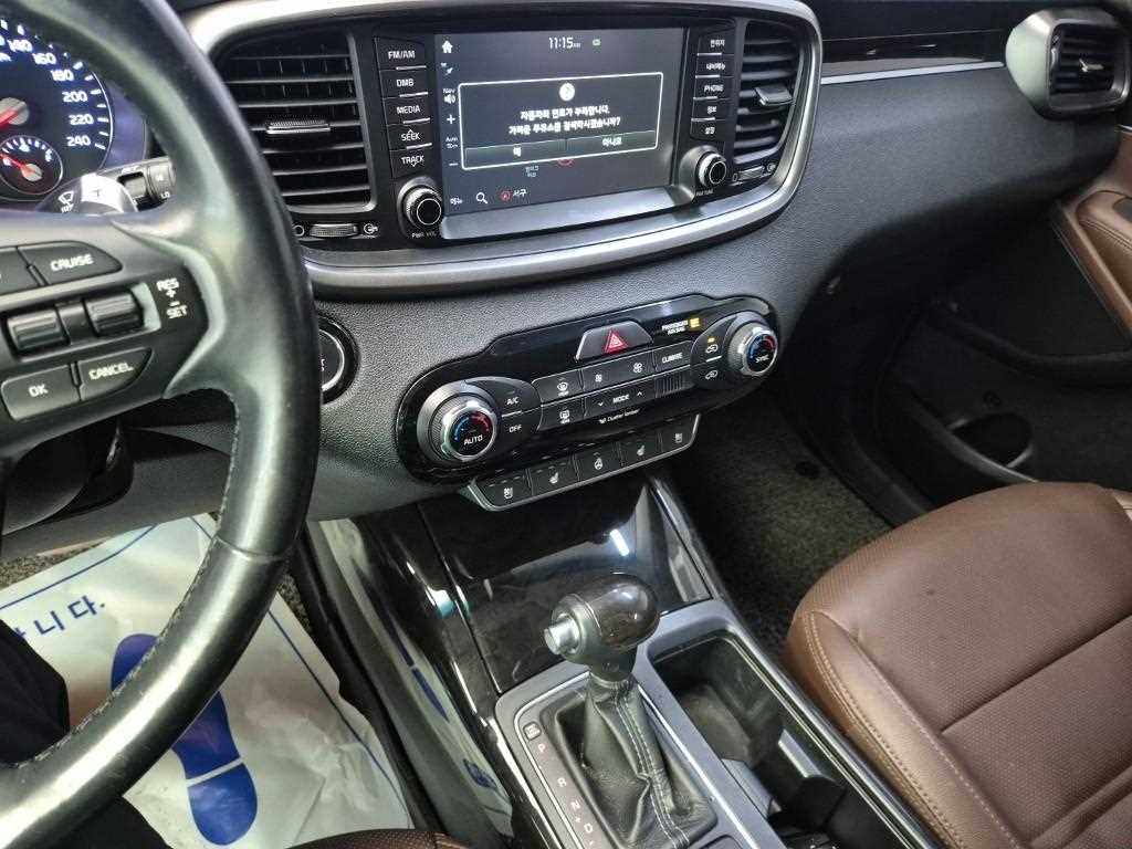 KIA Sorento - Vista 10
