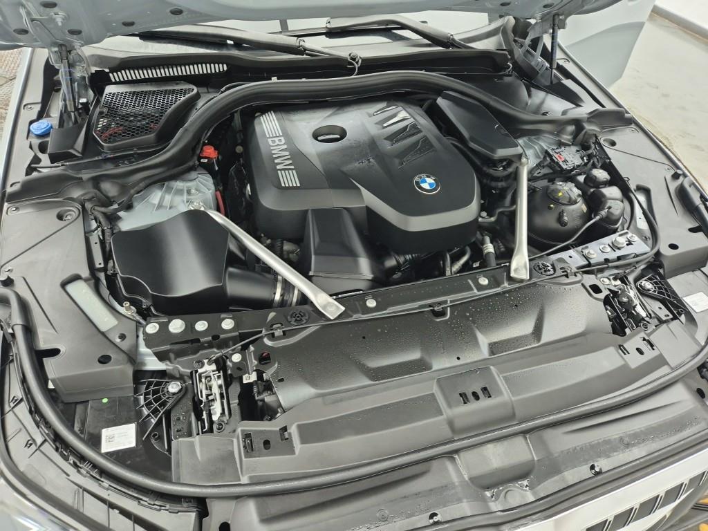 BMW 5 Series - Vista 8