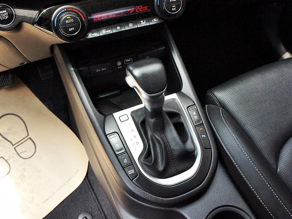 KIA K3 2019 Blanco - Importación desde Corea - HF Imports Iquique - Foto 11