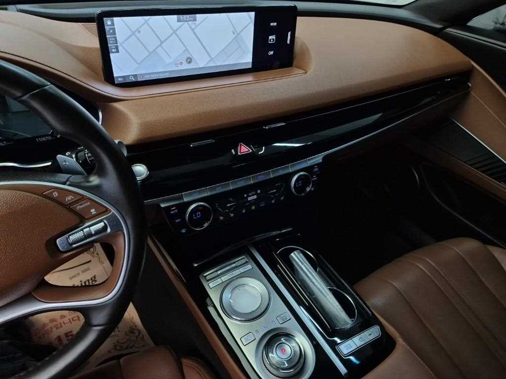 Genesis G80 - Vista 12